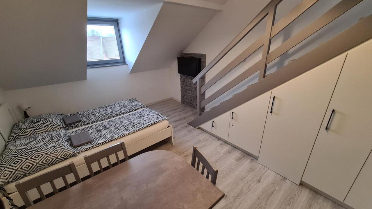 Gyulai-Fuerdo-Apartman Ii. Exteriér fotografie
